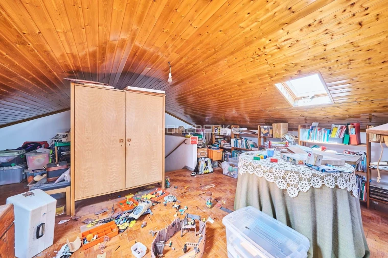 Moradia T5 para Venda em Algueirão-Mem Martins Foto 32