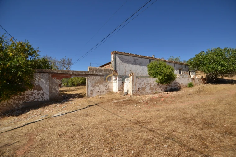 Moradia T3 para Venda em Silves Foto 4