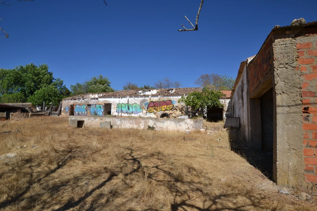 Moradia T3 para Venda em Silves Foto 6