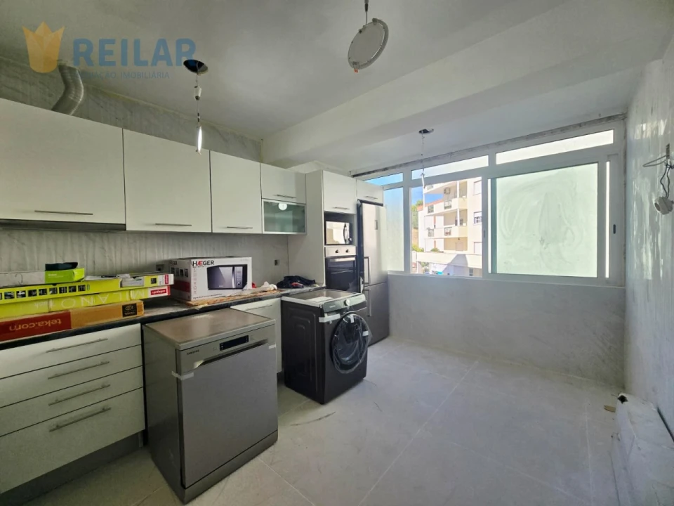 Apartamento T4 para Venda em Póvoa de Santa Iria e Forte da Casa Foto 11