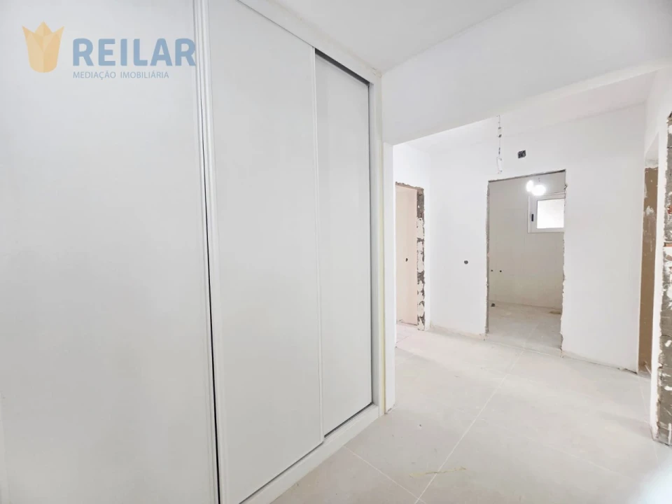 Apartamento T4 para Venda em Póvoa de Santa Iria e Forte da Casa Foto 36