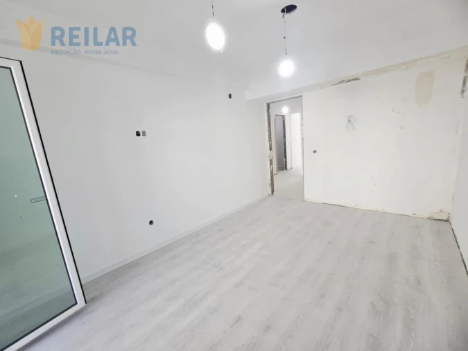 Apartamento T4 para Venda em Póvoa de Santa Iria e Forte da Casa Foto 21