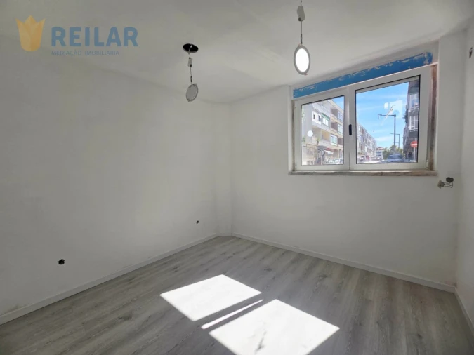Apartamento T4 para Venda em Póvoa de Santa Iria e Forte da Casa Foto 22