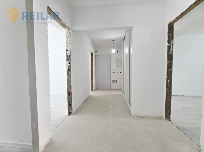 Apartamento T4 para Venda em Póvoa de Santa Iria e Forte da Casa Foto 39