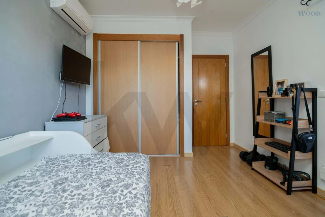 Apartamento T3 para Venda em Portimão Foto 35