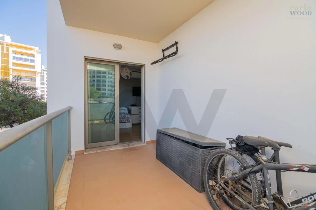 Apartamento T3 para Venda em Portimão Foto 38