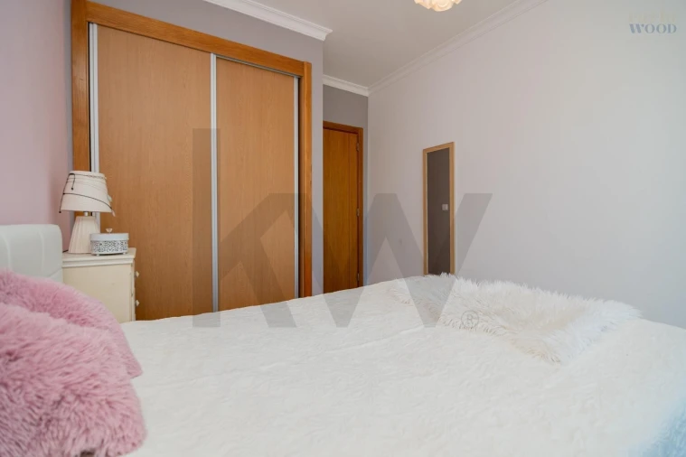 Apartamento T3 para Venda em Portimão Foto 32
