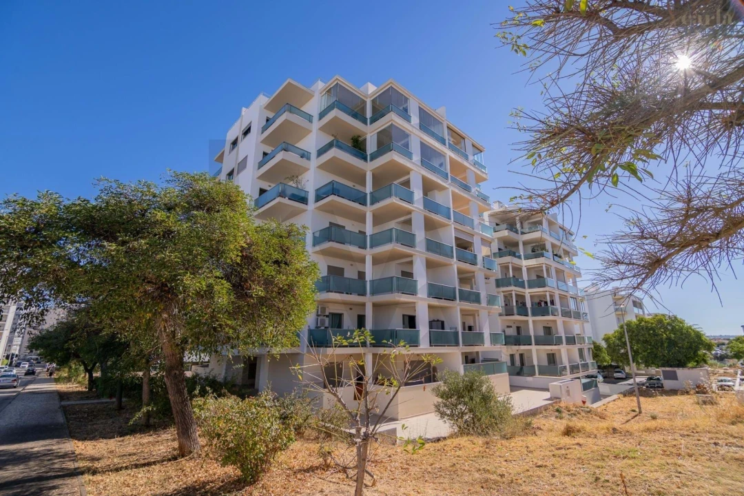 Apartamento T3 para Venda em Portimão Foto 2