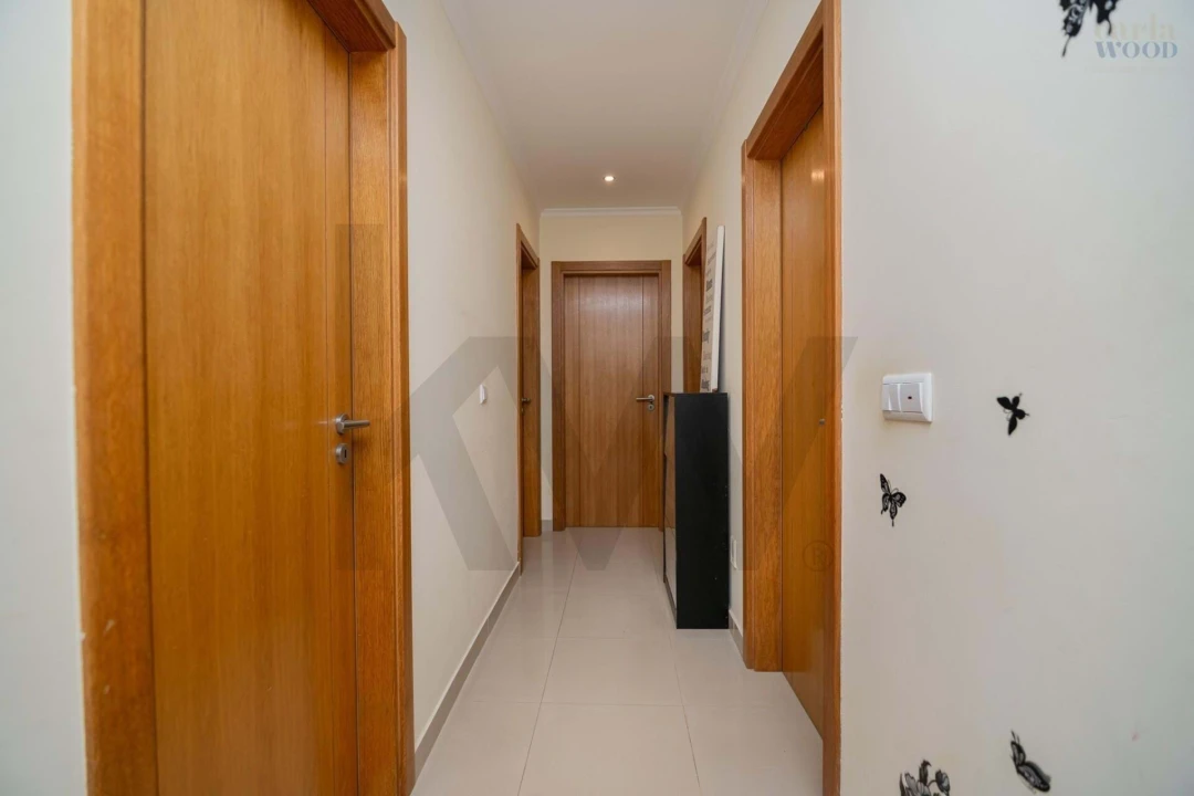 Apartamento T3 para Venda em Portimão Foto 9