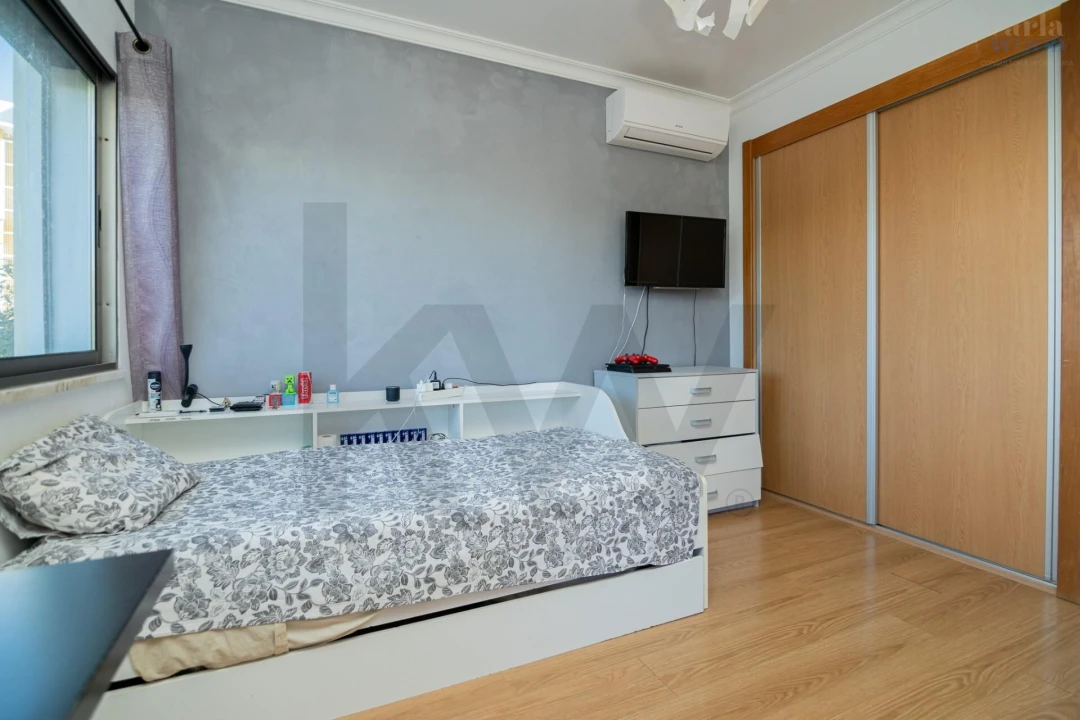 Apartamento T3 para Venda em Portimão Foto 34