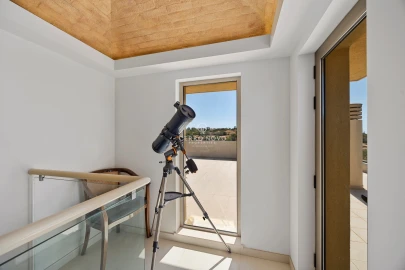 Moradia T5 para Venda em Albufeira e Olhos de Água