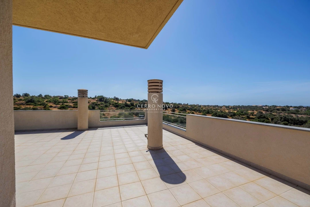 Moradia T5 para Venda em Albufeira e Olhos de Água Foto 23