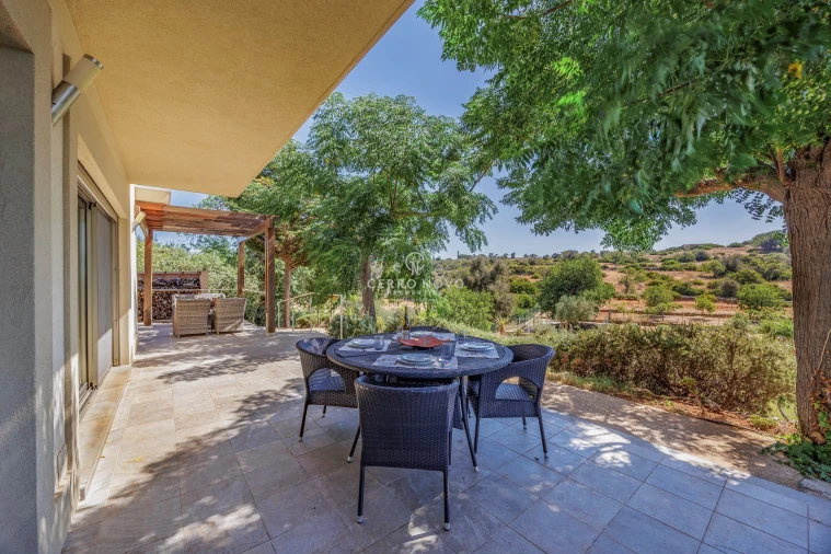 Moradia T5 para Venda em Albufeira e Olhos de Água Foto 24