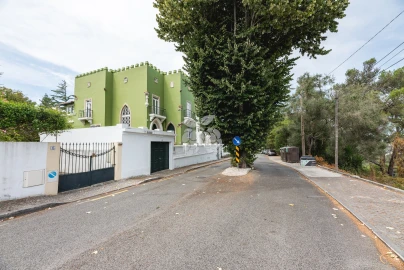 Moradia T6 para Venda em Agualva e Mira-Sintra