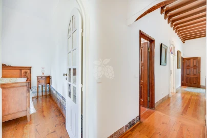 Moradia T6 para Venda em Agualva e Mira-Sintra