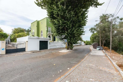 Moradia T6 para Venda em Agualva e Mira-Sintra