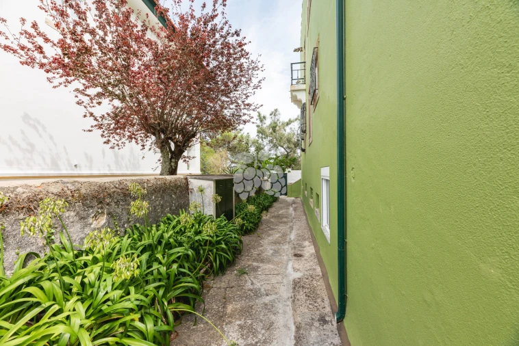 Moradia T6 para Venda em Agualva e Mira-Sintra Foto 105