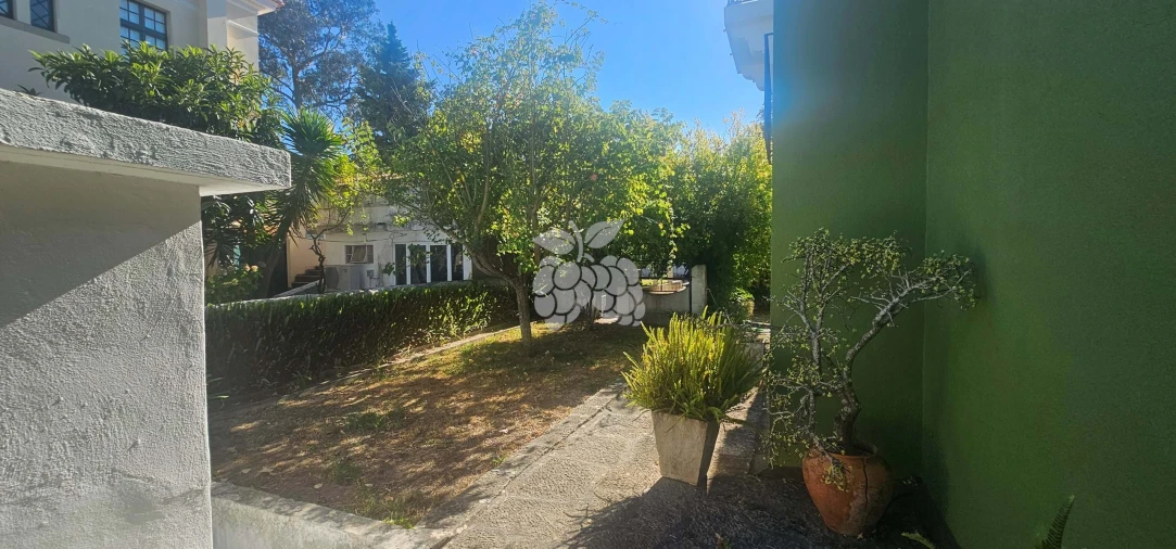 Moradia T6 para Venda em Agualva e Mira-Sintra Foto 118