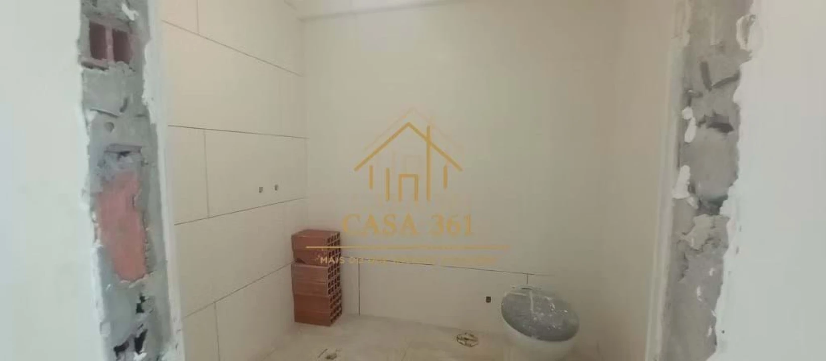 Apartamento T2 para Venda em Carregado e Cadafais Foto 12