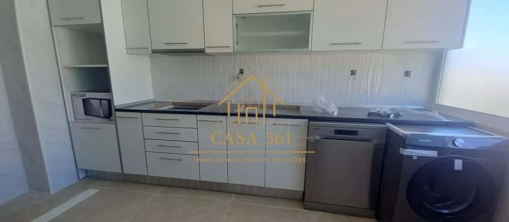 Apartamento T2 para Venda em Carregado e Cadafais Foto 3