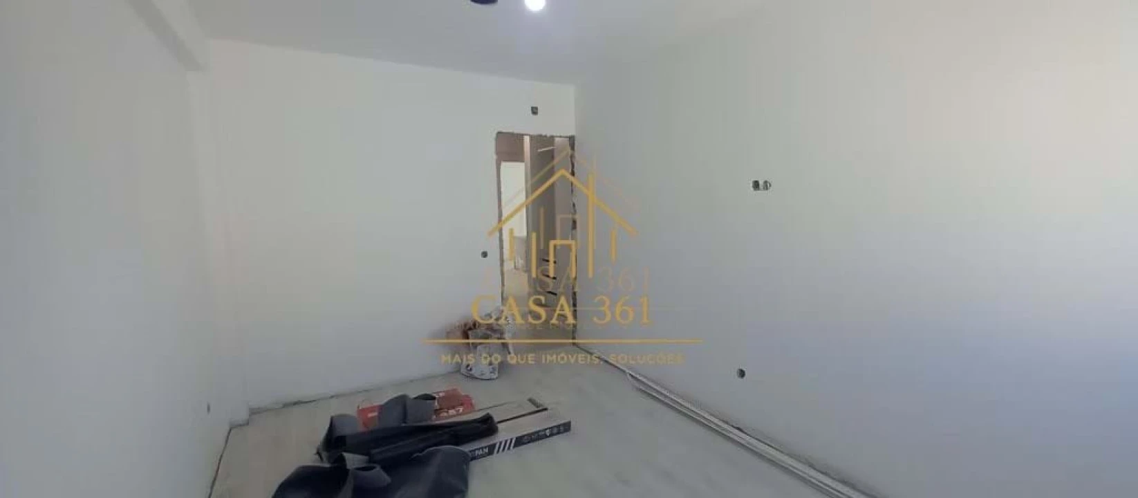 Apartamento T2 para Venda em Carregado e Cadafais Foto 10