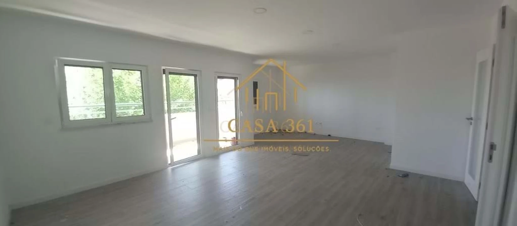 Apartamento T4 para Venda em Castanheira do Ribatejo e Cachoeiras Foto 5