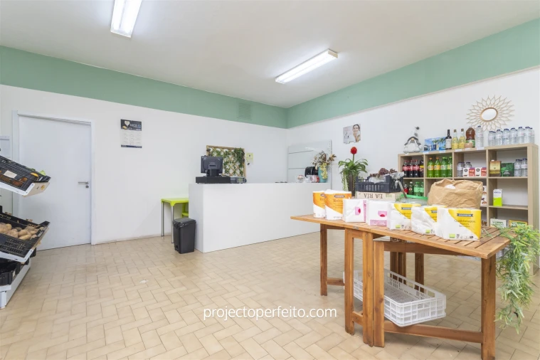 Loja para Venda em Espinho Foto 6