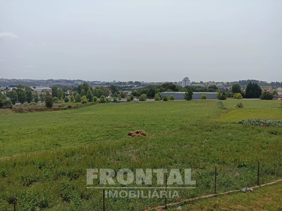 Moradia T2 para Venda em Cidade da Maia Foto 45