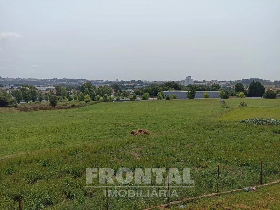 Moradia T2 para Venda em Cidade da Maia Foto 44