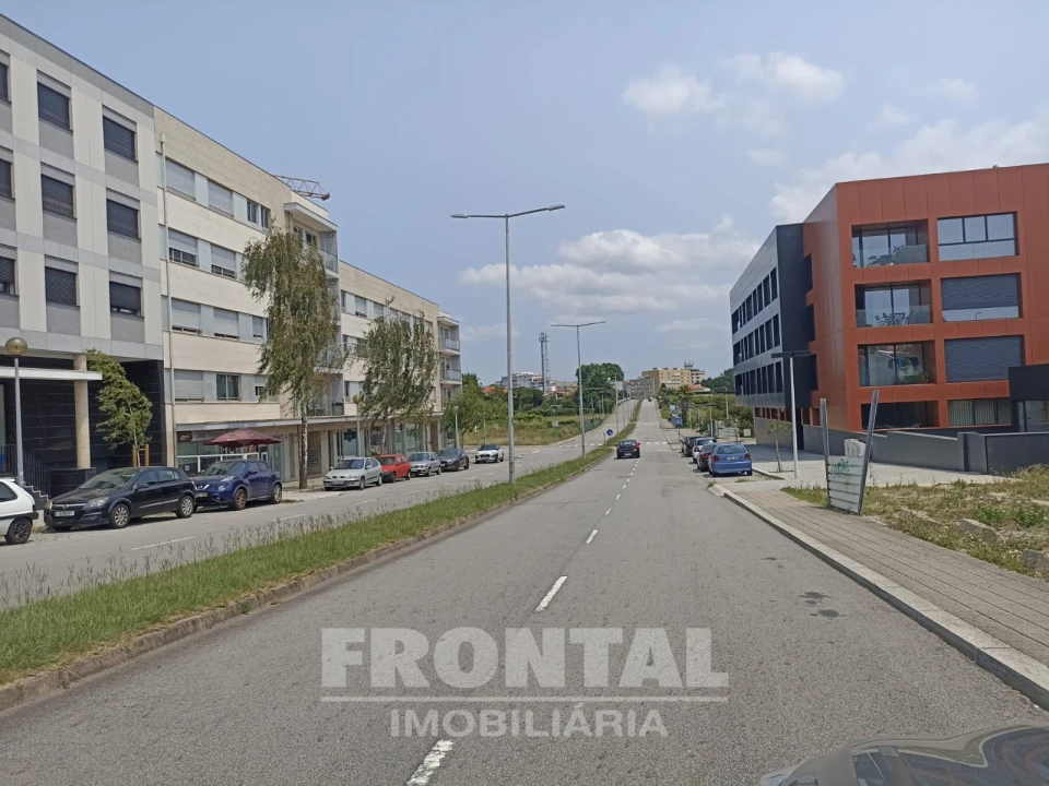 Moradia T2 para Venda em Cidade da Maia Foto 39
