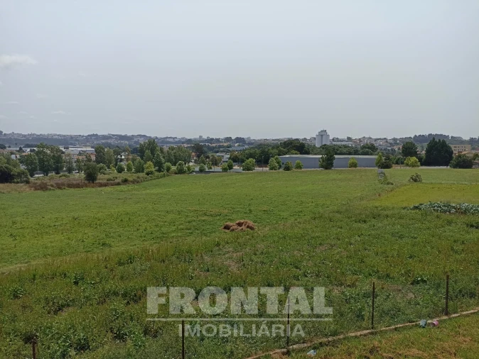 Moradia T2 para Venda em Cidade da Maia Foto 44