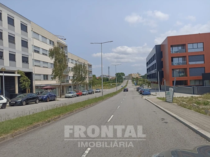 Moradia T2 para Venda em Cidade da Maia Foto 39