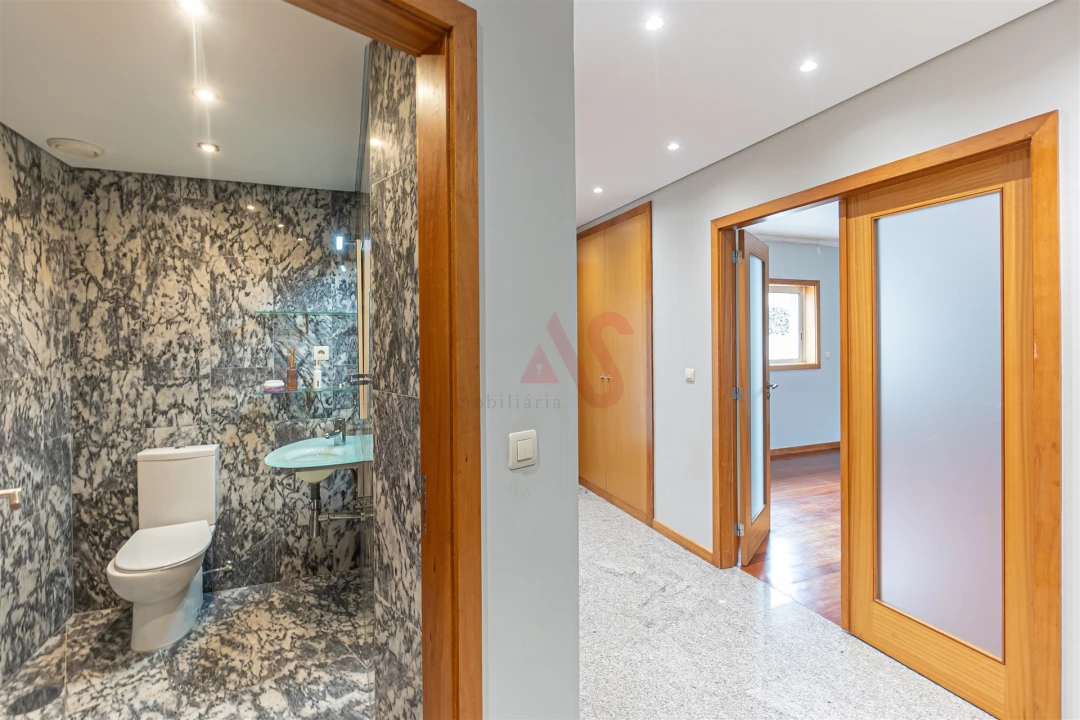 Moradia T3 para Venda em Matosinhos e Leça da Palmeira Foto 17