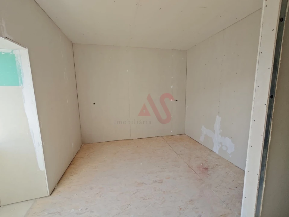 Moradia T3 para Venda em Tagilde e Vizela (São Paio) Foto 2