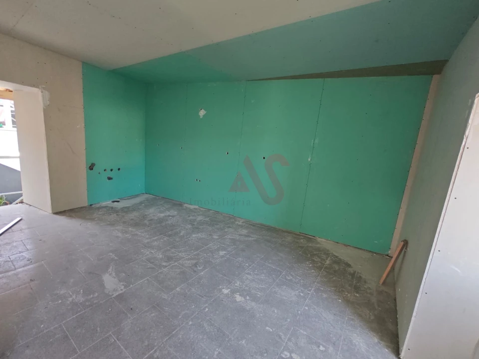 Moradia T1 para Arrendamento em Tagilde e Vizela (São Paio) Foto 6