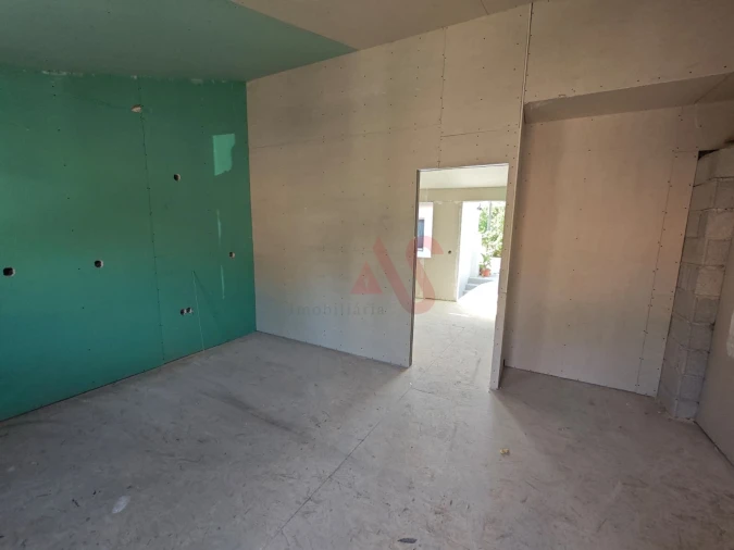 Moradia T2 para Arrendamento em Tagilde e Vizela (São Paio) Foto 5