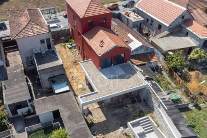 Moradia T5 para Venda em Mafamude e Vilar do Paraíso