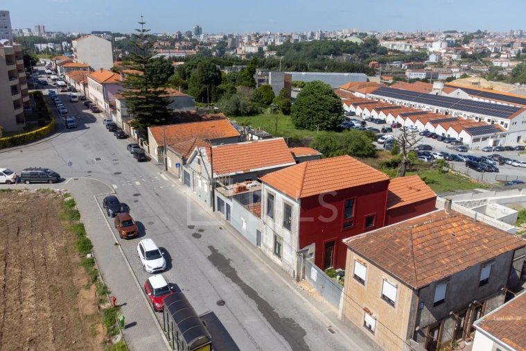 Moradia T5 para Venda em Mafamude e Vilar do Paraíso Foto 6