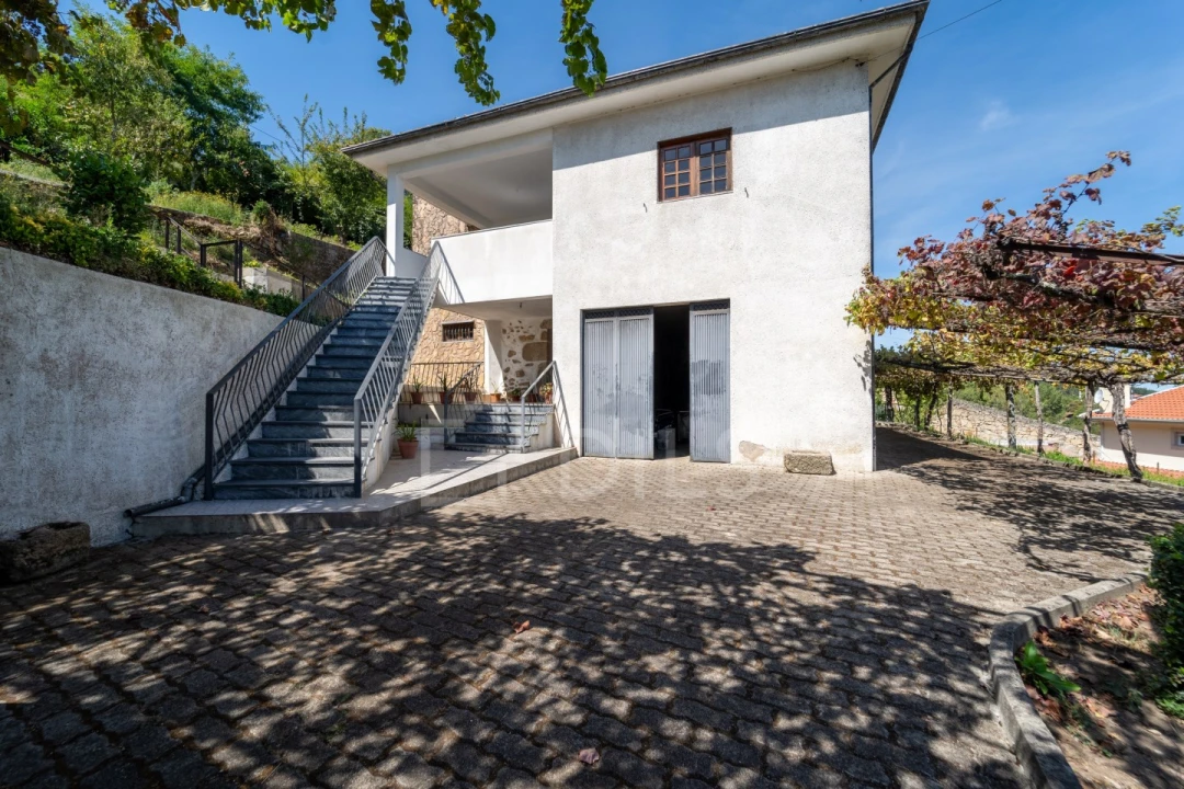 Quinta T3 para Venda em Roriz Foto 4