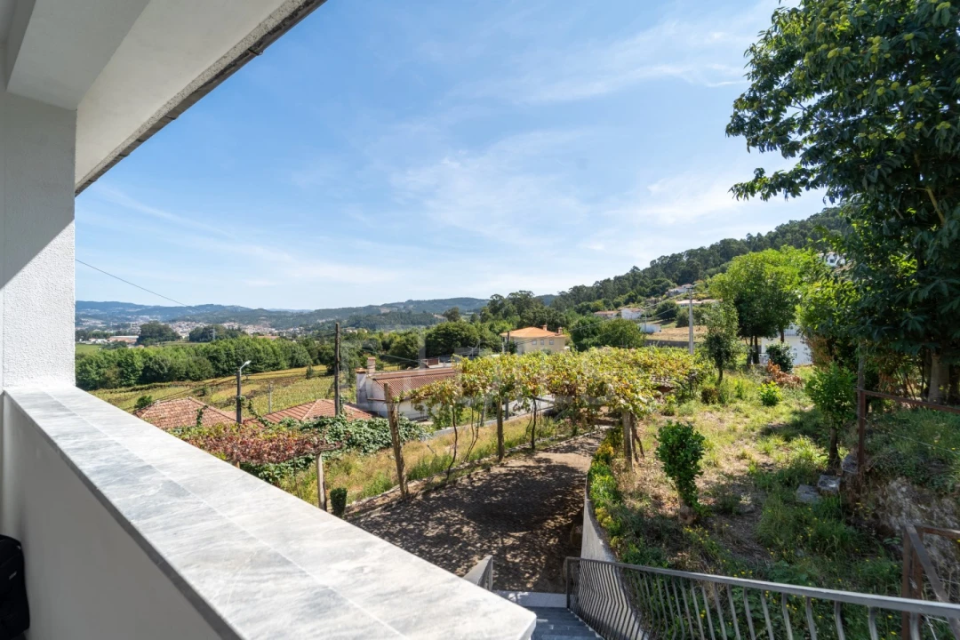 Quinta T3 para Venda em Roriz Foto 1