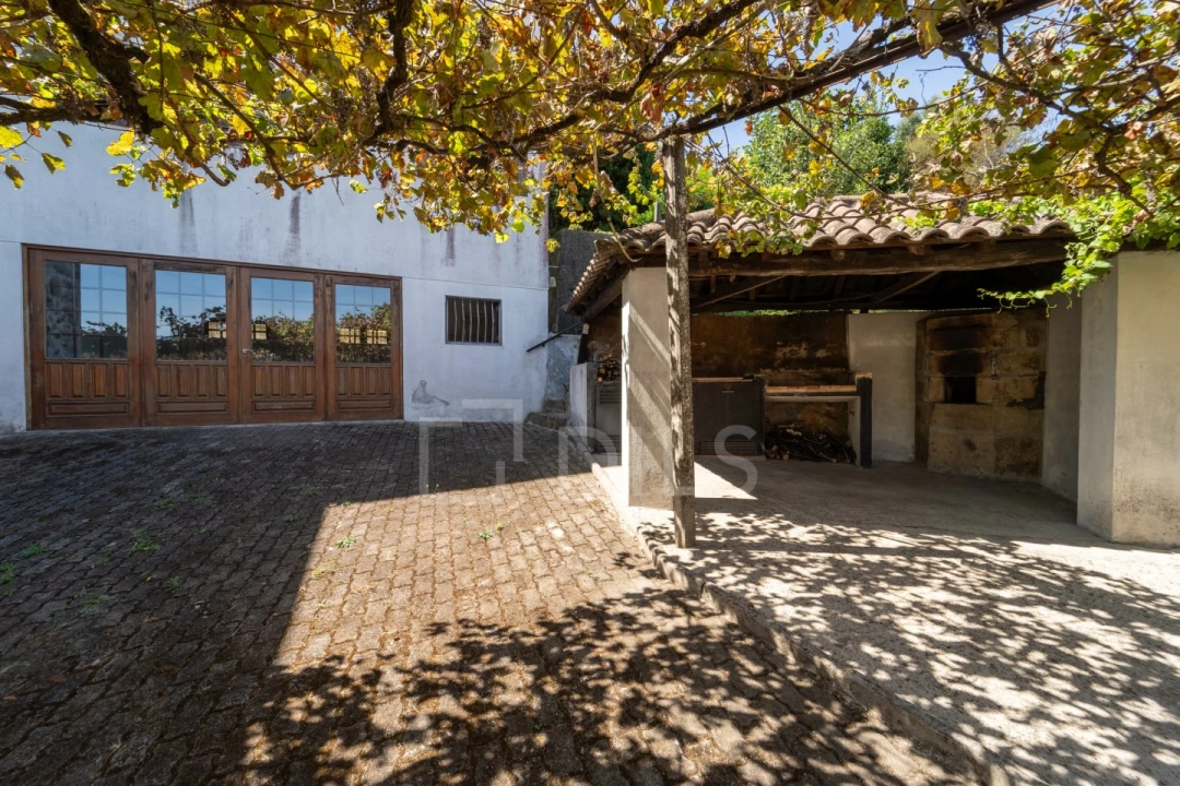 Quinta T3 para Venda em Roriz Foto 14