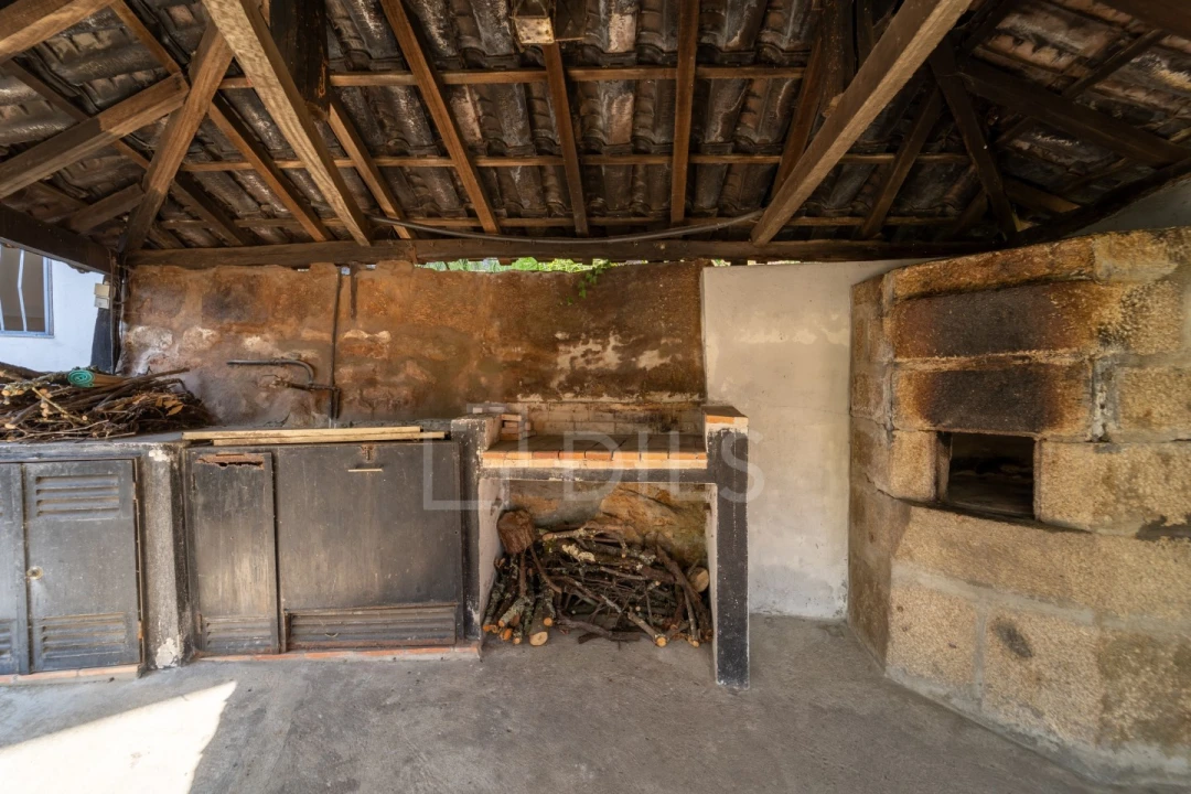 Quinta T3 para Venda em Roriz Foto 15