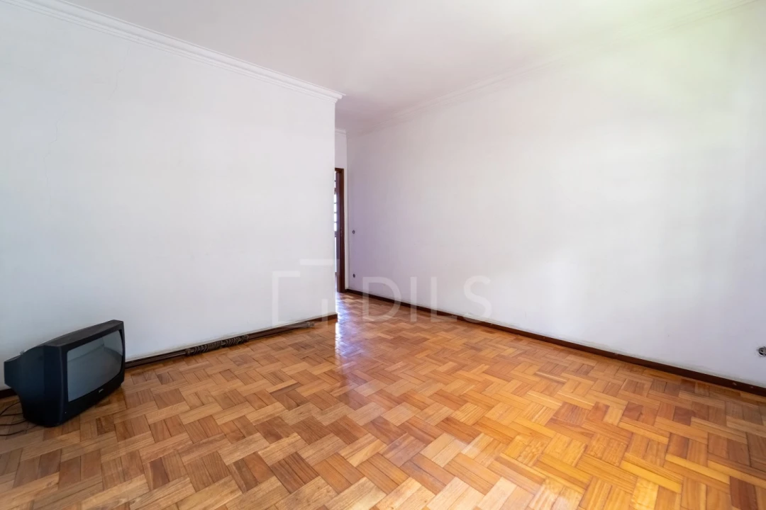 Quinta T3 para Venda em Roriz Foto 27