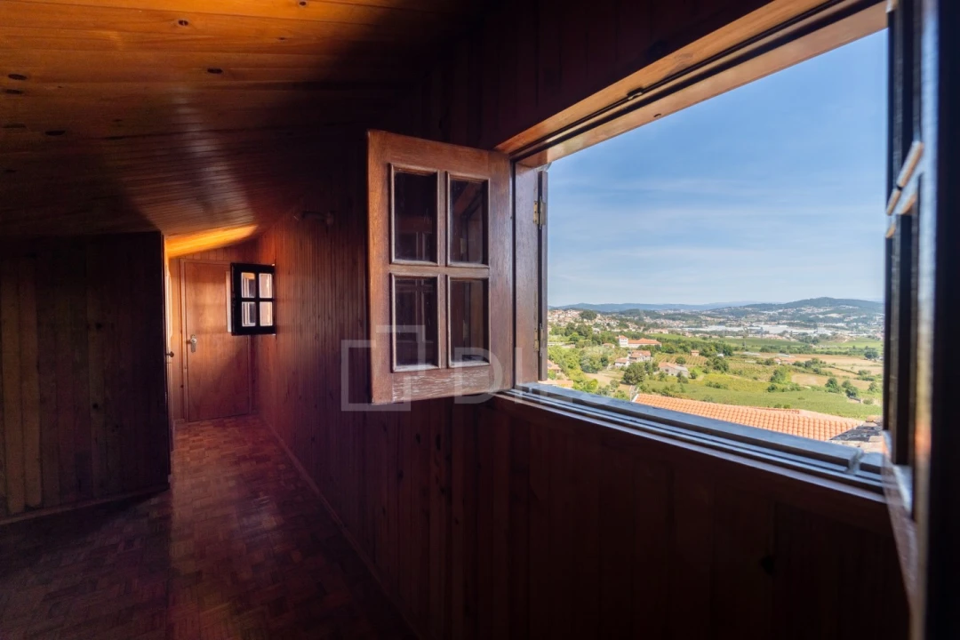 Quinta T3 para Venda em Roriz Foto 36