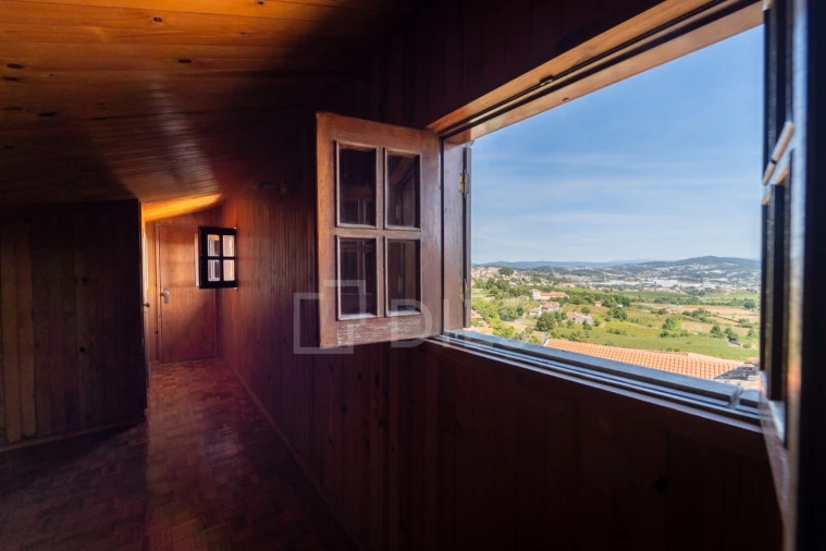 Quinta T3 para Venda em Roriz Foto 36