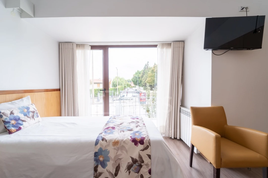 Moradia T10 para Venda em Lordelo do Ouro e Massarelos Foto 27