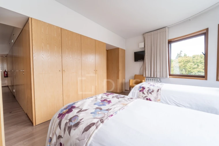 Moradia T10 para Venda em Lordelo do Ouro e Massarelos Foto 22