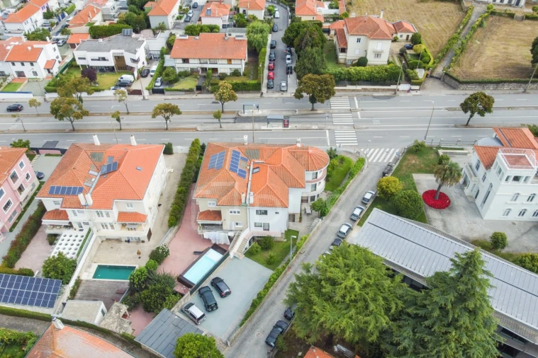 Moradia T10 para Venda em Lordelo do Ouro e Massarelos Foto 42