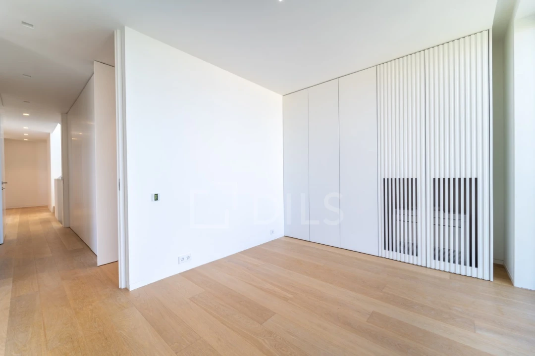Apartamento T3 para Venda em Aldoar, Foz do Douro e Nevogilde Foto 14