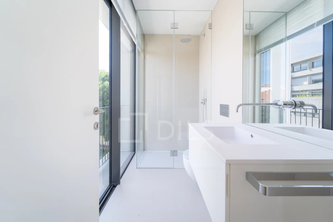 Apartamento T3 para Venda em Aldoar, Foz do Douro e Nevogilde Foto 20